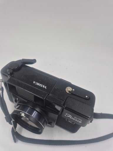 Yashica Auto Focus Motor 38mm 1: 2,8 Point Shoot Camera