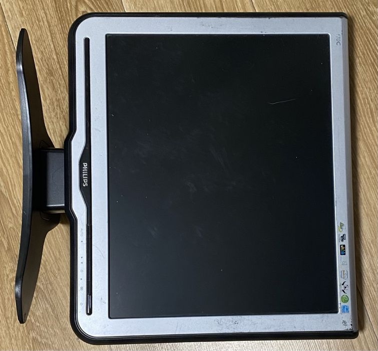 Монітор 17" вживаний