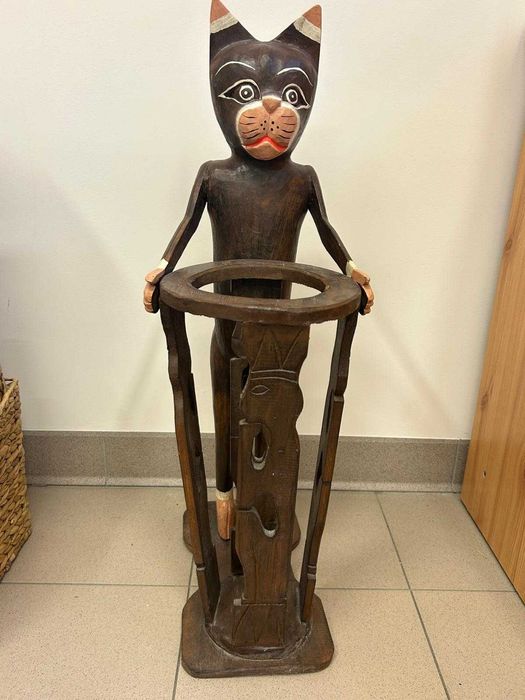 Parasolnik w kształcie kota