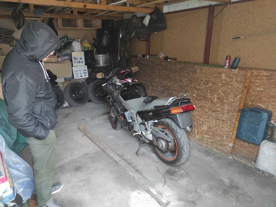 HONDA VFR-750 год 1992.