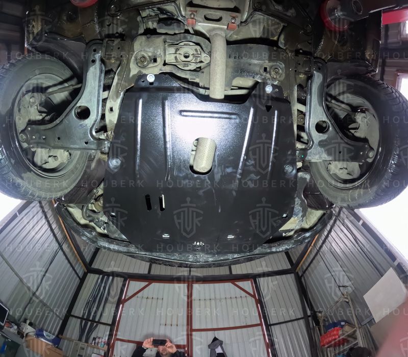 Захист защита двигуна двігателя Opel Zafira B Astra H H Опель Зафіра