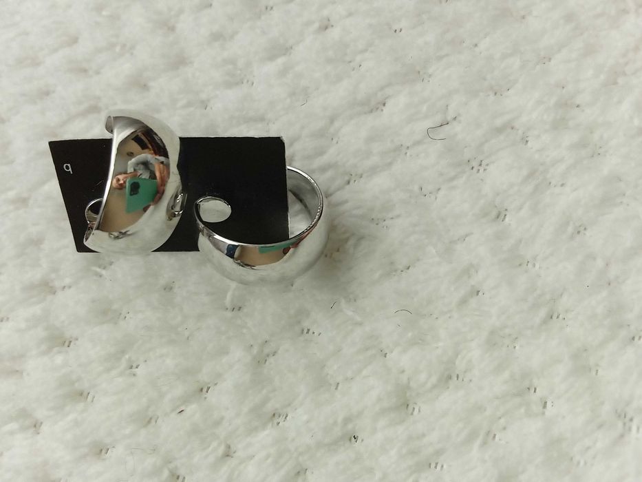 Ciekawa biżuteria i kolczyki damskie