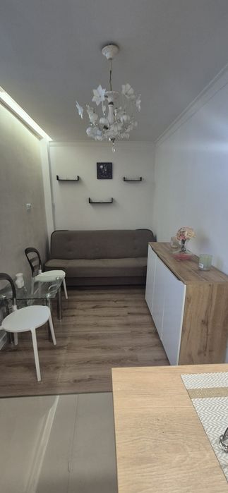 Do sprzedania piękna kawalerka na parterze w Brzezinach