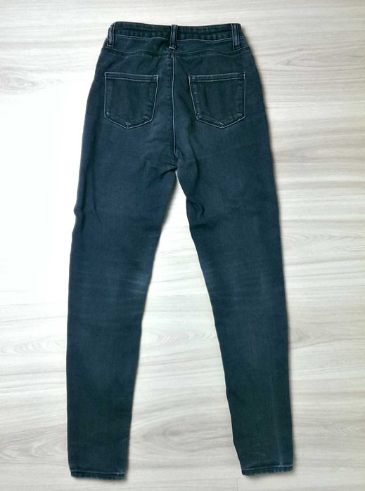 Damskie spodnie rurki jeansy czarne grafitowe slim skinny fit 26