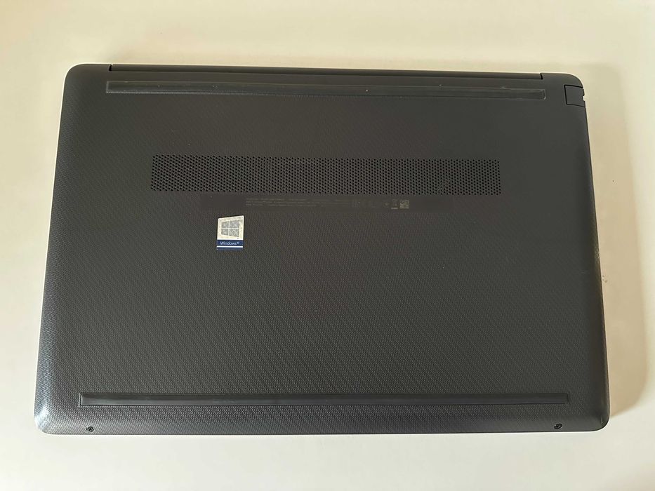 Ноутбук HP 250 G8 i5-1135G7 SSD 256Gb RAM 16Gb WIN 10