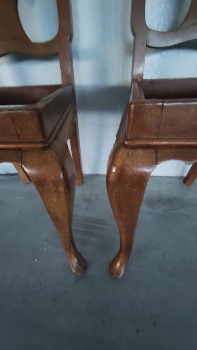 Cadeiras estilo Queen Anne
