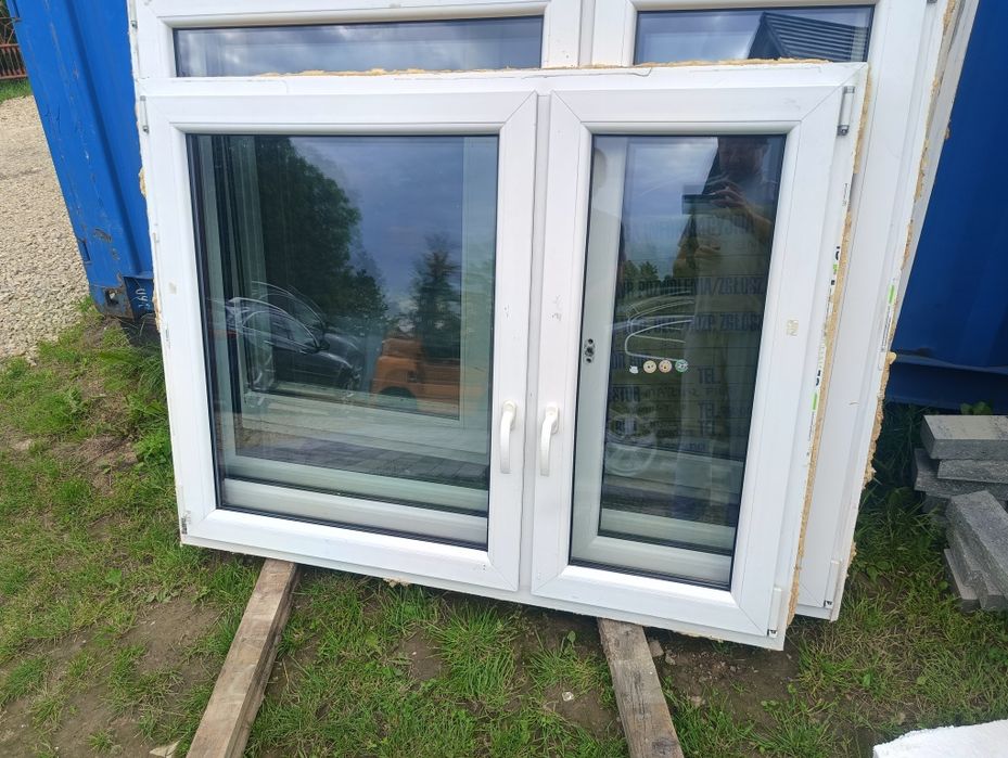 Okno 148x114 orzech plastikowe rozwierno uchylne dwukwaterowe