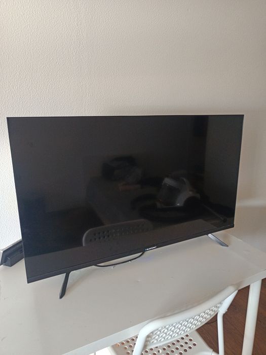TV led blaupinkt 40 polegadas  esta sem o controle