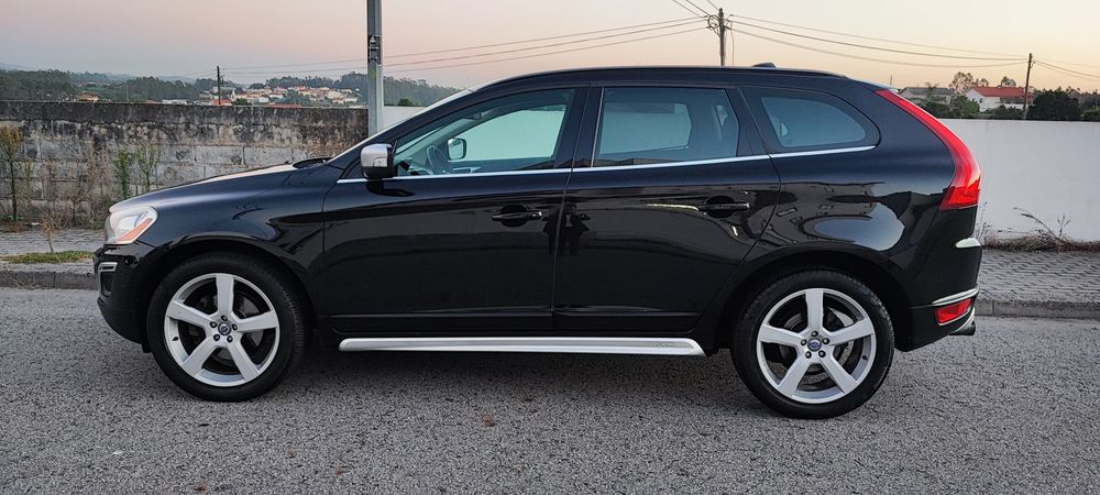 Volvo XC60 R-Design — photo 3