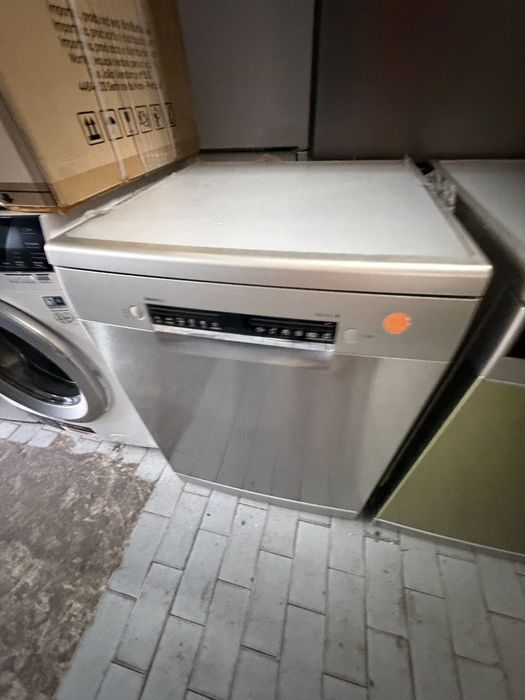 Oportunidade máquina de secar roupa nova
