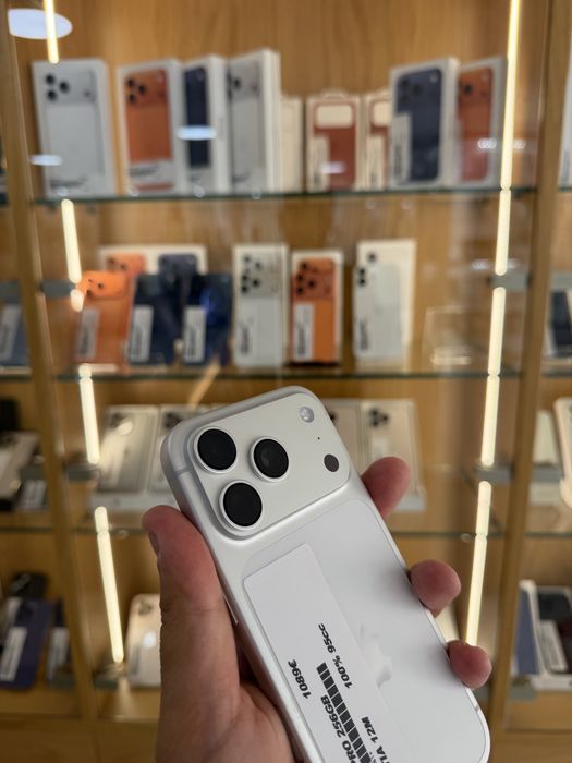 IPHONE 17 PRO 256gb ( completamente novo )