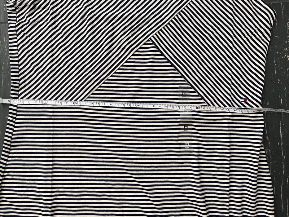 Tommy Hilfiger original. платье в полоску трикотаж вискоза р s-m