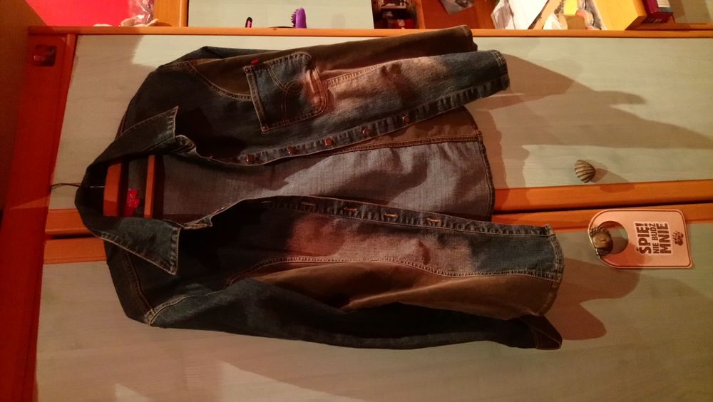 Katana jeansowa swietna na chlodniejsze dni .