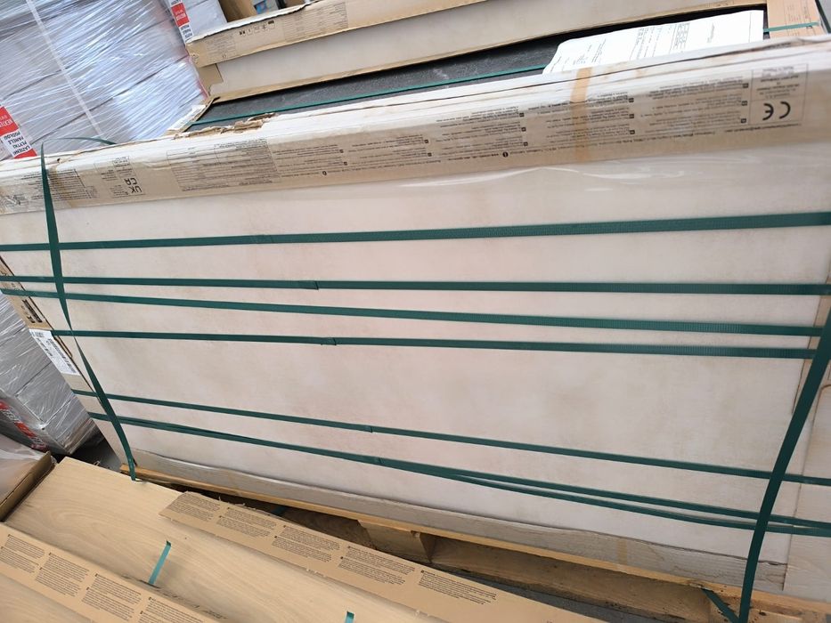 Nowe płytki prosto z hurtowni – gres, ścienne, dekoracyjne