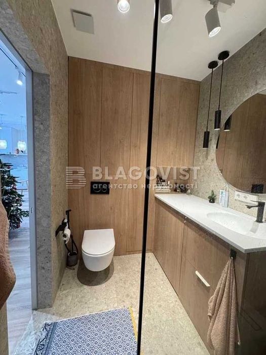 ЖК Варшавський Мікрорайон!2К/69м2 відмінний ремонт тепла зручна