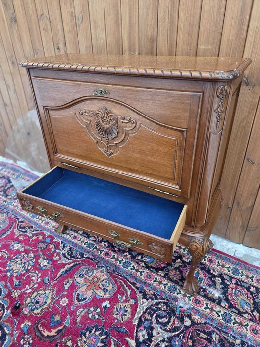 Barek Chippendale drewniany rzeźbiony #2440 Stylowy Węgrów