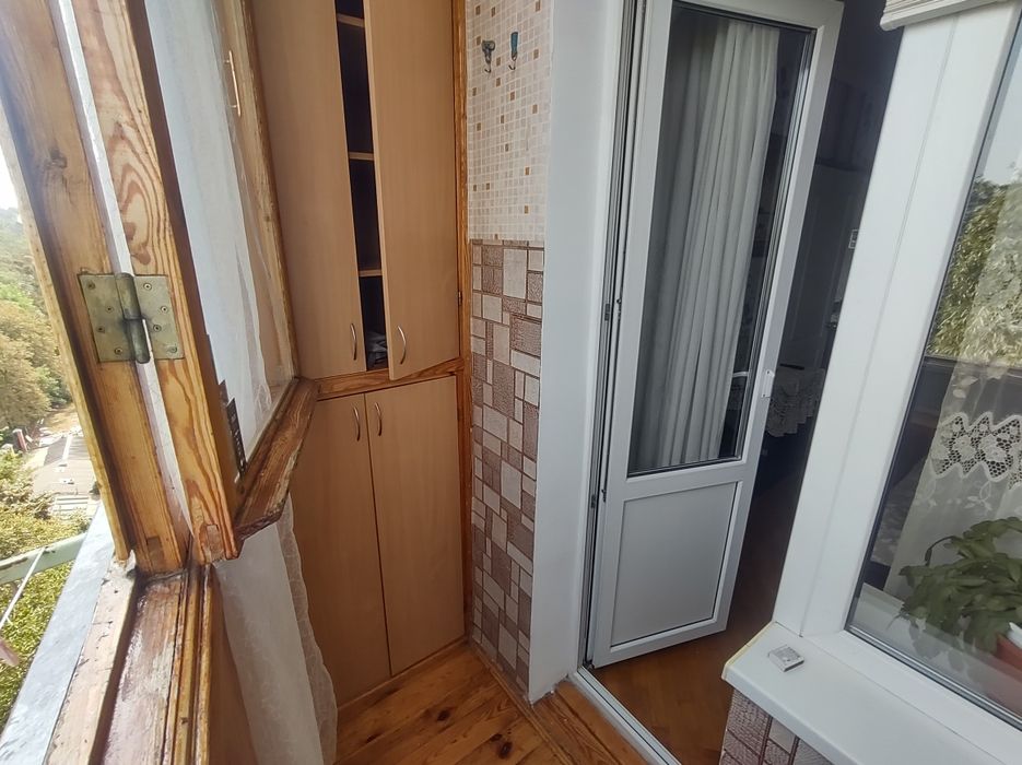 Подобово здам квартиру в Пуща Водиця.