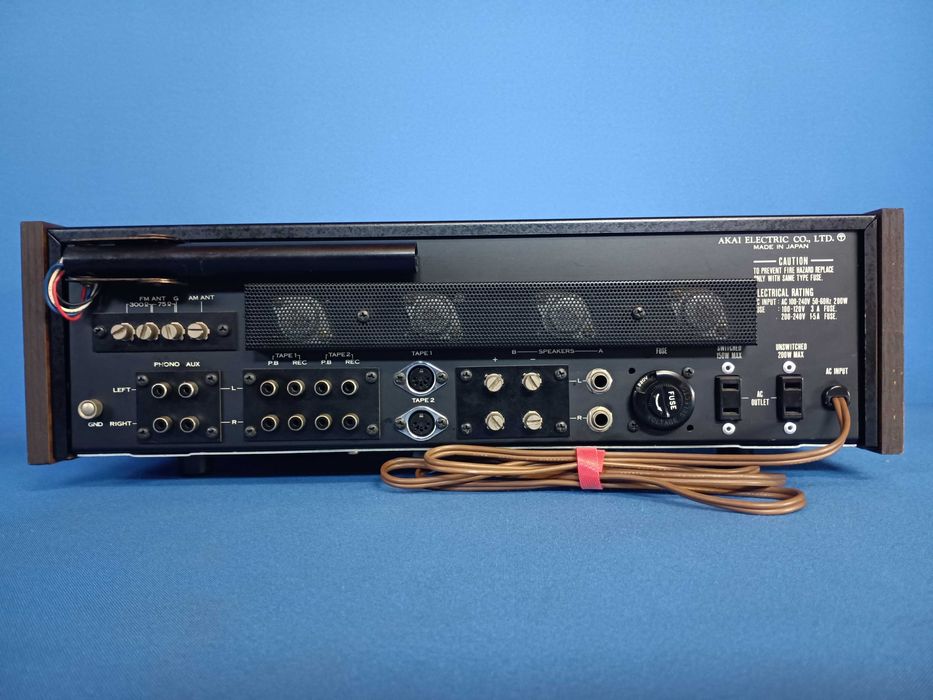 receiver AKAI AA-8080