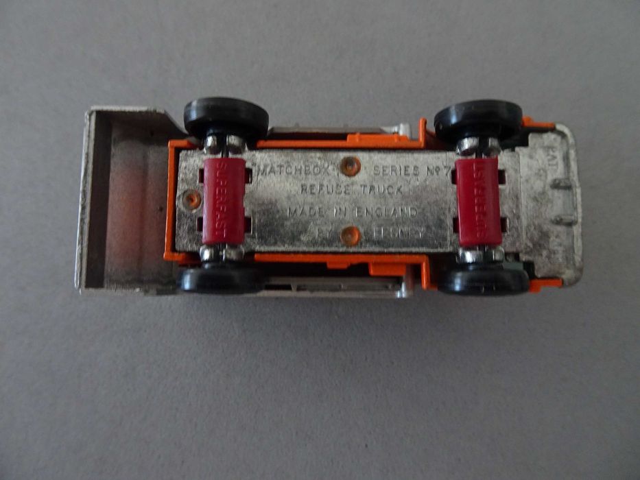 Miniatura Matchbox Superfast 7 - Ford Refuse Truck