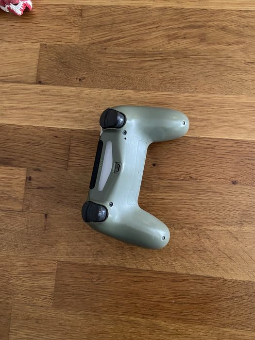 Comando PS4 para peças