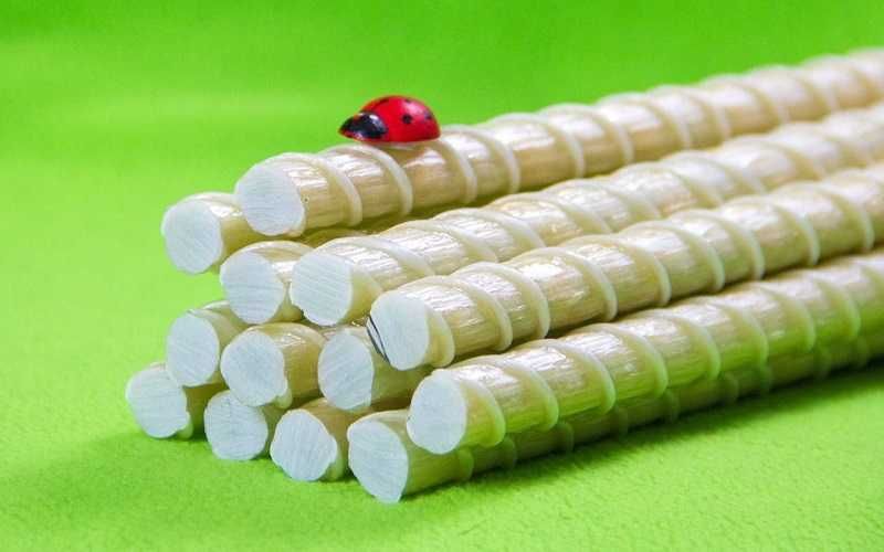 Опоры колышки стеклопластиковые для подвязки саженцев (помидоров)ø12мм