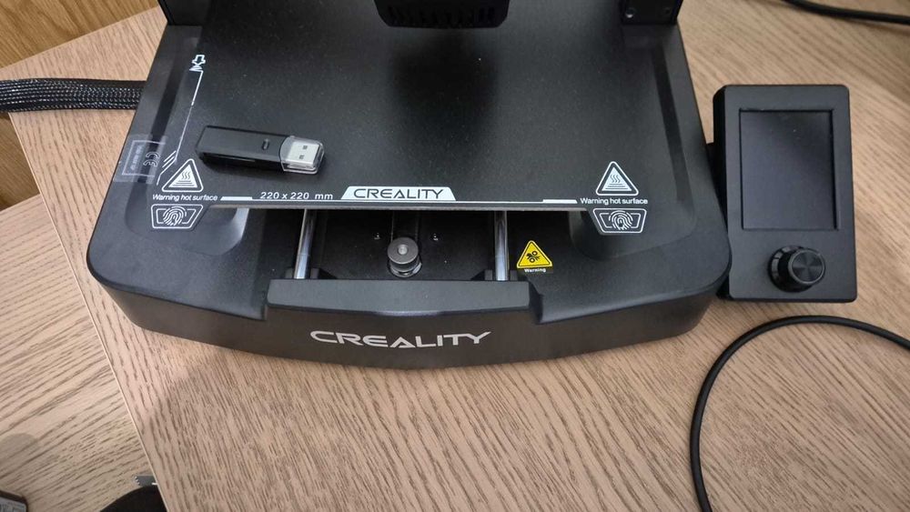 Creality Ender-3 V3 SE com Filamento e Ferramentas