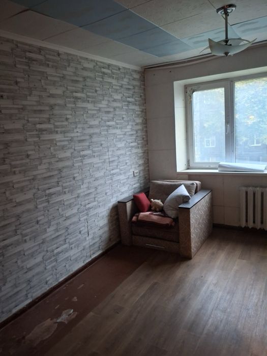 Кімната в гуртожитку вул. Довженка