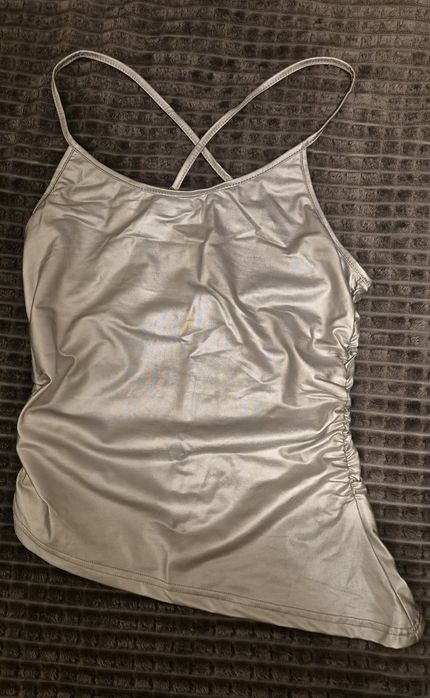 srebrny metaliczny top imprezowy