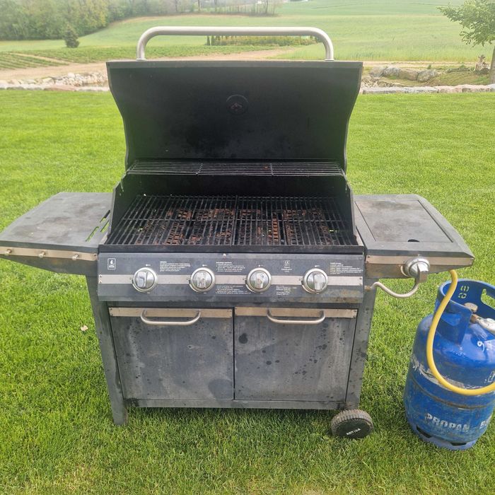 Grill gazowy Activa