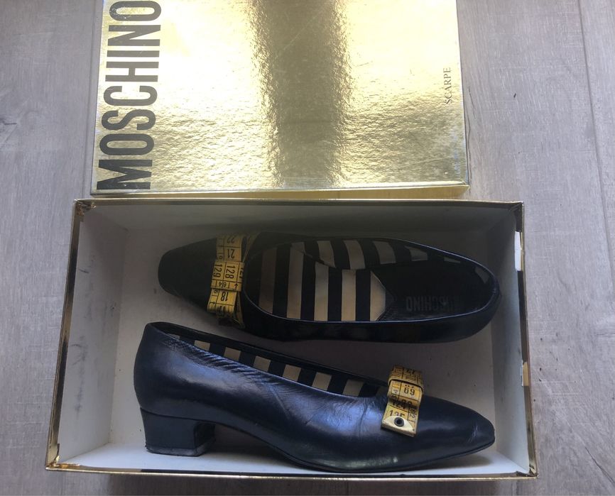 Sapatos Moschino vintage