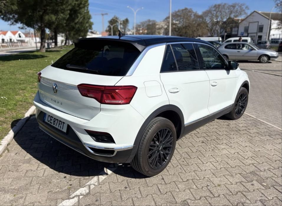 Volkswagen T-Roc — fotografia 3