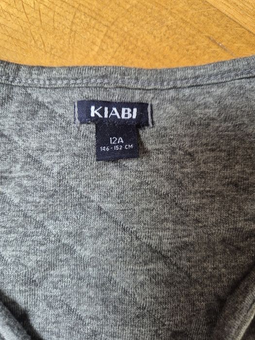 Szare wdzianko dla dziewczynki