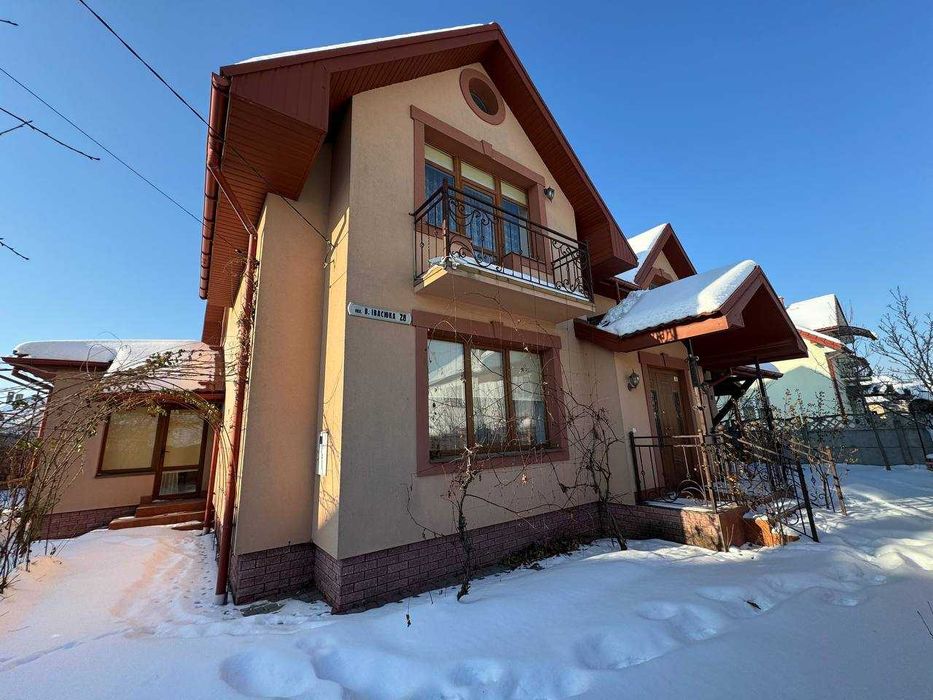 Продається Будинок з ремонтом, меблями, гаражем,сауною, ділянка 6 сот.