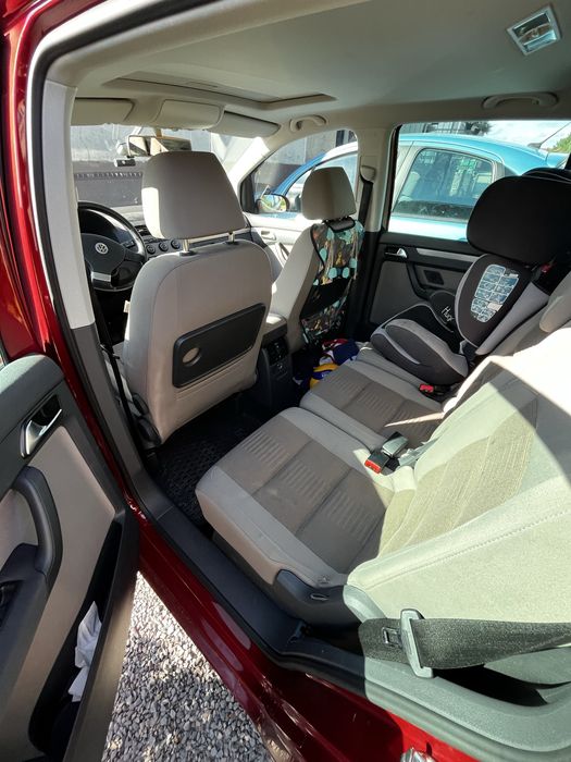 Vw Touran 2007 w ciaglym uzytkowaniu biksenon