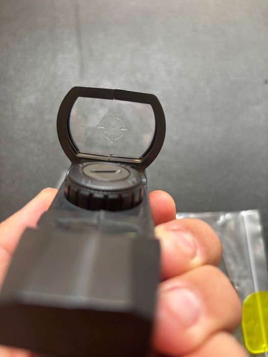 Mira holográfica + proteção com lente transparente ou Amarela ( NOVO )