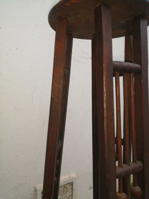 floreira antiga em madeira