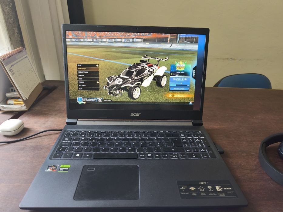 Portátil gamer Acer Aspire 7