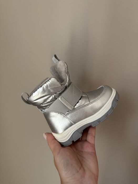 Зимові чобітки.