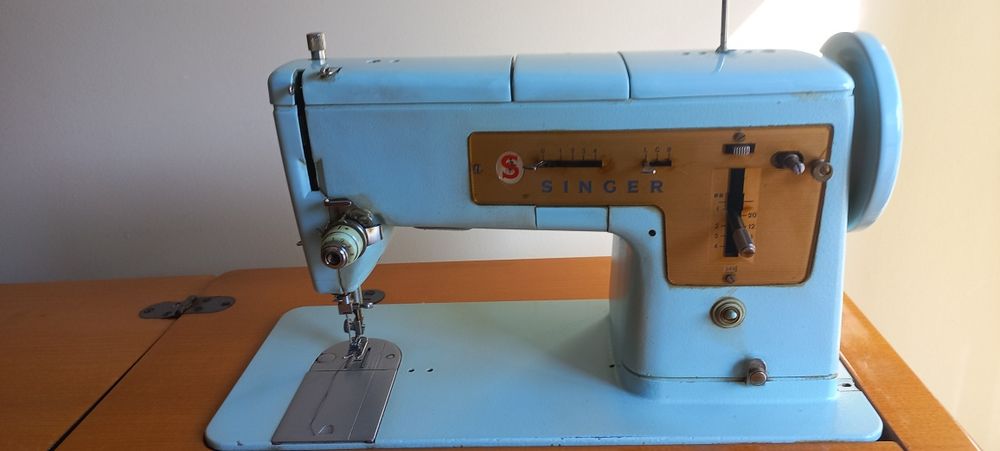 Maquina de costura Singer