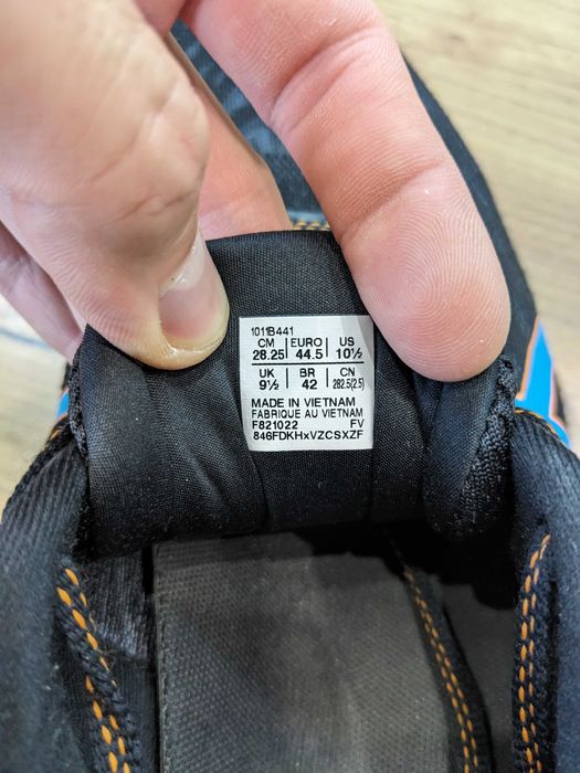 Asics Gel-GT2000 44.5 /28.5см Мужские оригинальные беговые кроссовки