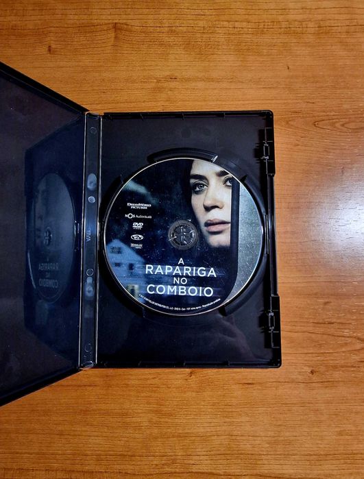 A RAPARIGA DO COMBOIO (Emily Blunt/Haley Bennett/Justin Theroux/Luke E