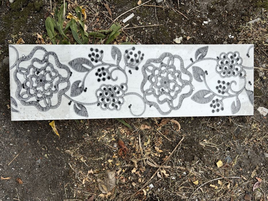 Listwy ozdobne ceramiczne i szklane