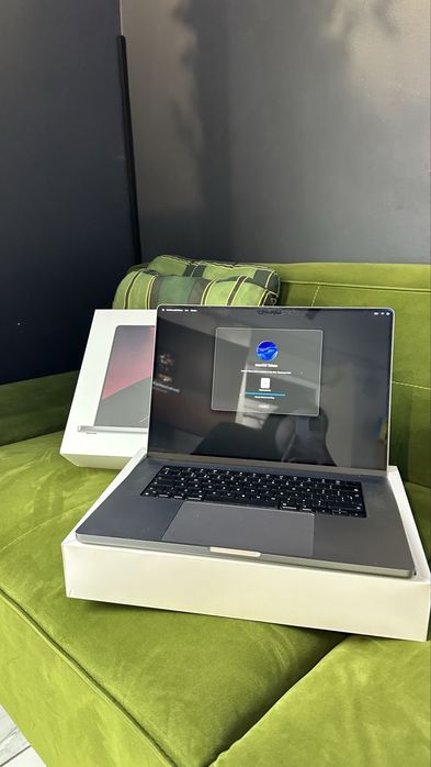 macbook pro m2 16 1tb - Купити електроніку - Ціни на OLX.ua