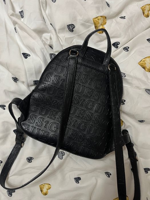 GUESS czarny plecak damski ORYGINAŁ monogram