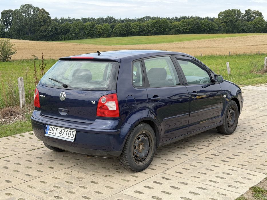 Vw polo 1.4 mpi 75 km 5 drzwi  klima  wapomaganie radio el szyby el lusterka