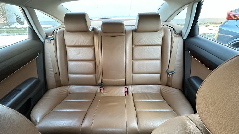 Audi A6 Limousine