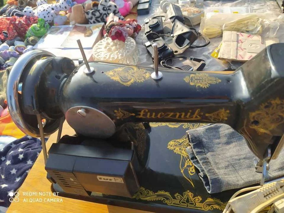 Maszyna Łucznik 1963 rok sprawna w stanie bdb