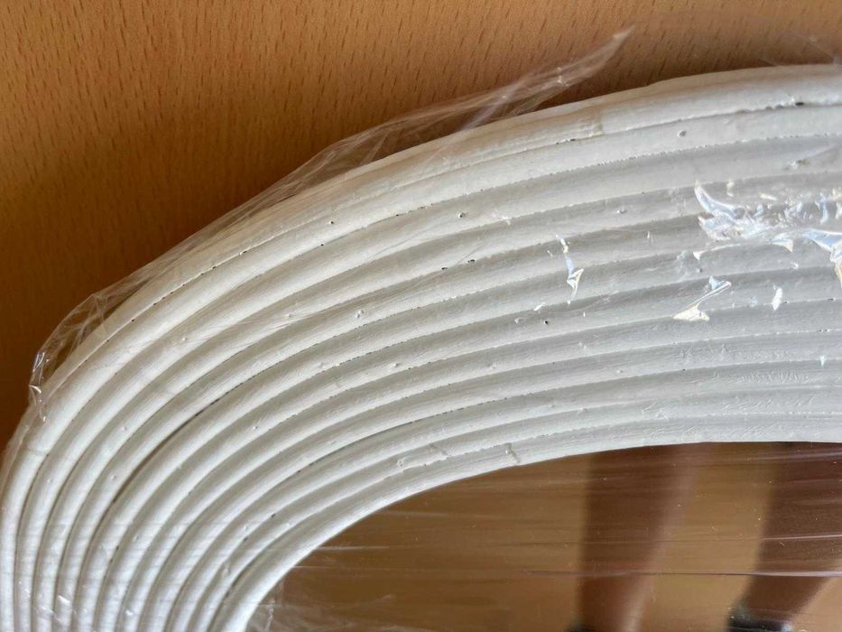 Espelho em bambu branco - 76 x 46