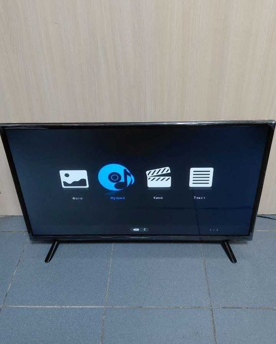 Телевізор Grunhelm 32H300-Т2