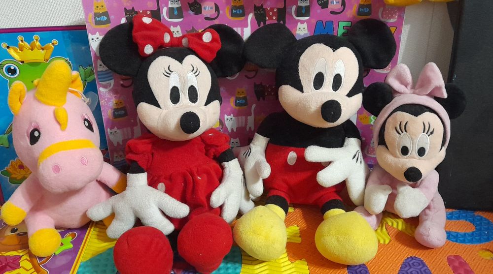 Микки маус и Минни маус . Міккі маус